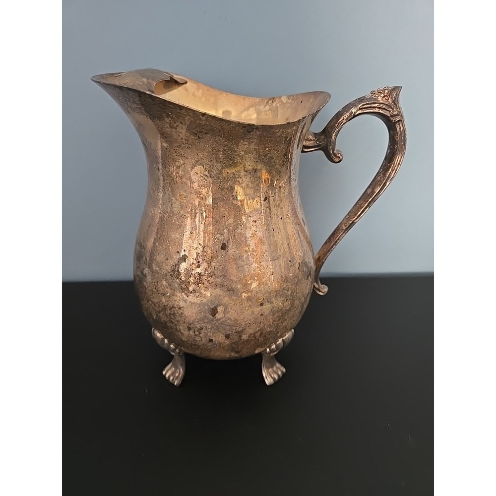 Vintage Leonard Silverplate Footed Water Pitcher With Ice Lip 8.5" Silver Plate‎ - Picture 2 of 9